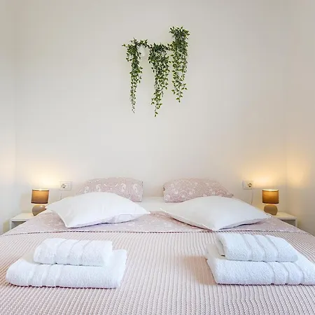 Lägenhet Apartments Vita *